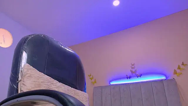 Nascary_Fox webcam