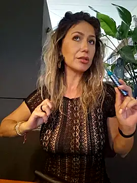 celynaross (Ask my age) - Let me suck you