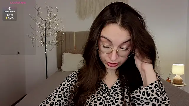 Real_cutie1 webcam