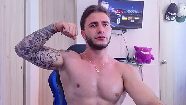 Latino_stud4u webcam