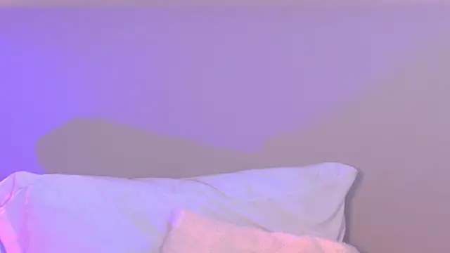 NaomiKlarc live cam on StripChat