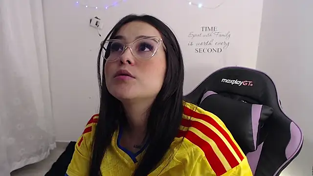 amberbakee live cam on StripChat