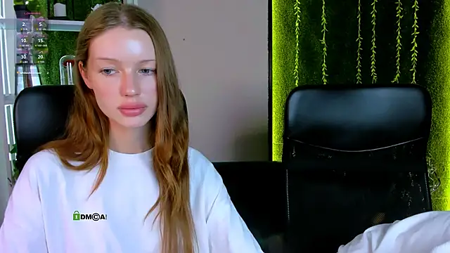 khloebeauty webcam