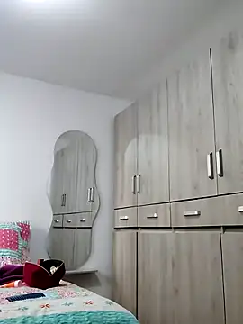 mia_mancinii webcam