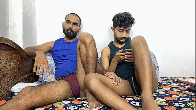 DesiDaddyandSon webcam