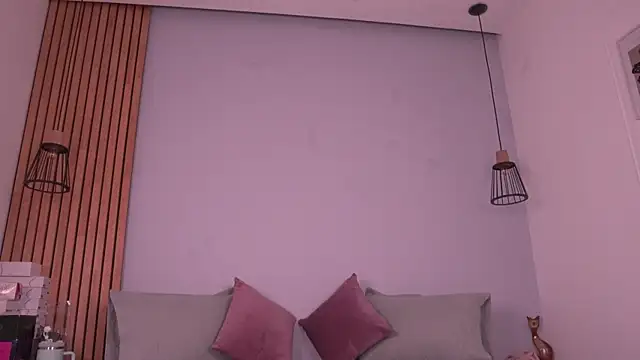 mia-reeves Live Web Cam Show