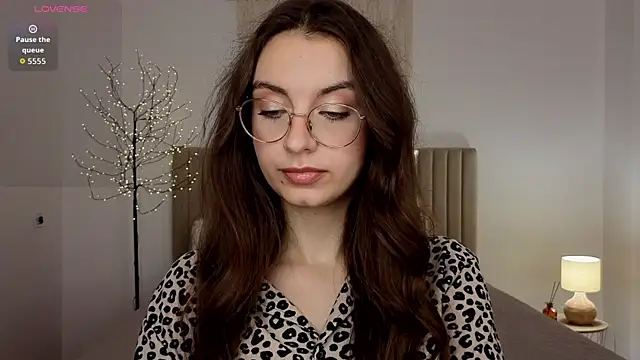 Real_cutie1 webcam