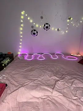Mizztikaa Live Web Cam Show
