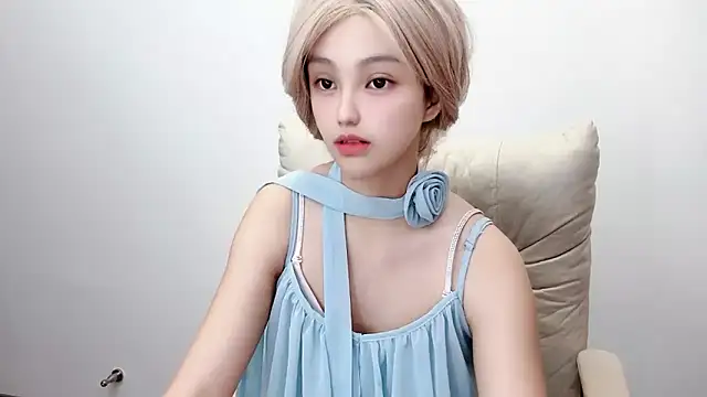 jiangjiang2005 webcam