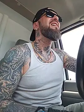 Beardedtattood webcam