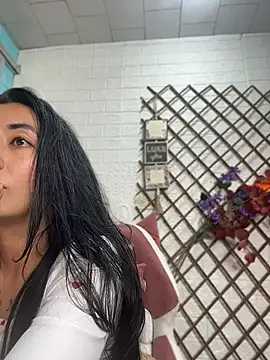 Modella: SALOME_KORLAND