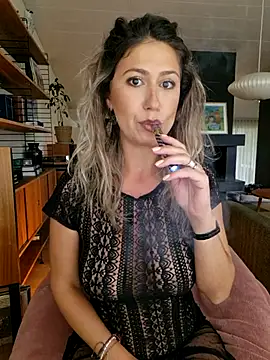 CelynaRoss Live Web Cam Show