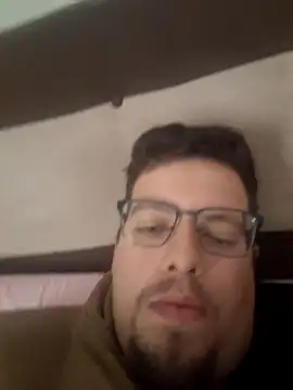 Leoon98 webcam