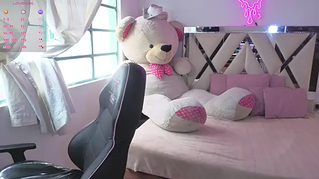 MILAH_TAY webcam