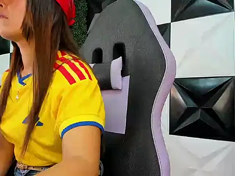 naomis_36 webcam