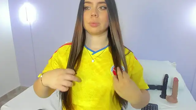 luna_blazze_ webcam