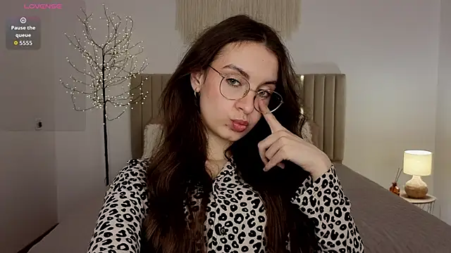 Real_cutie1 webcam