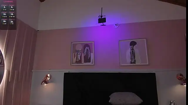 elodie_walker webcam