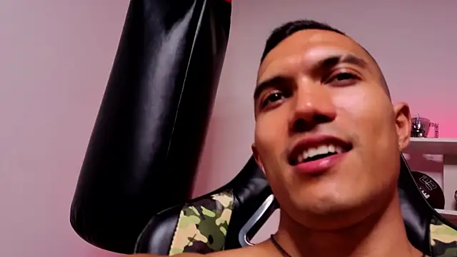 exquisite_gabe Live Web Cam Show