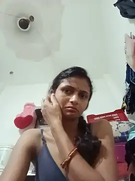 Mahi_902 live cam on StripChat
