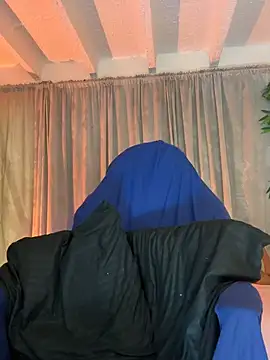 lonely_shewolf webcam