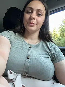 Loella-Rose webcam