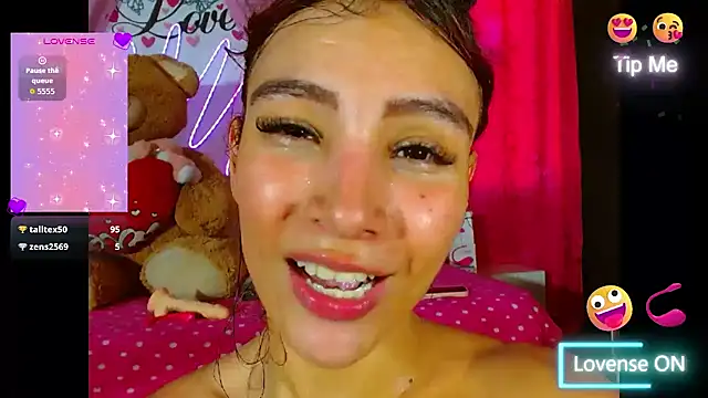 natashakissess webcam
