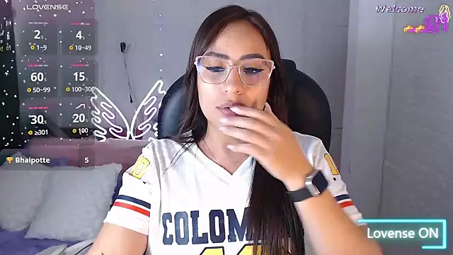 Paulina_627 webcam