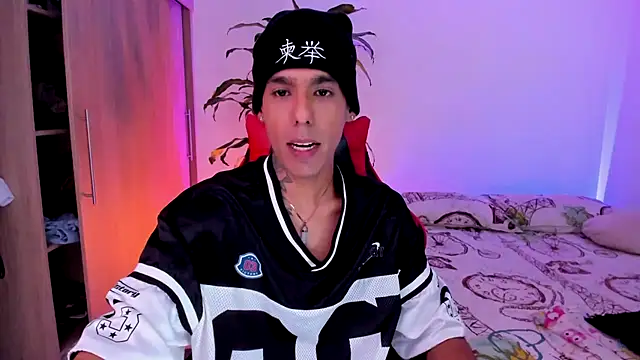 Damianwhite live cam on StripChat