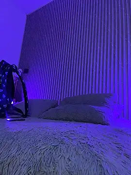 SOPHICOLLINS webcam