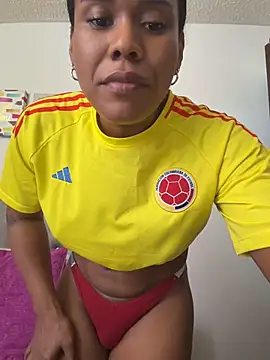 Ashleyroberst live cam on StripChat