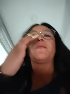 Mia_Risky-1 webcam