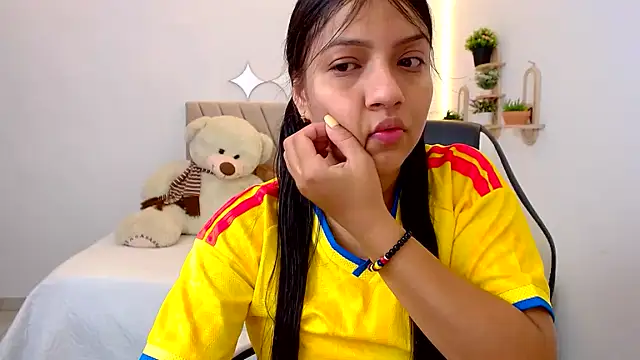 zara_cute webcam