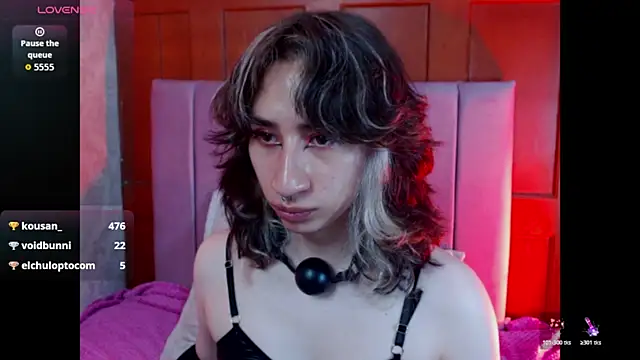 Charlothe_7 webcam