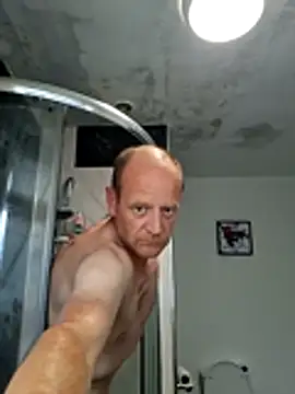 mikman100 live cam on StripChat