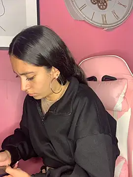 DulceLatinaxo webcam