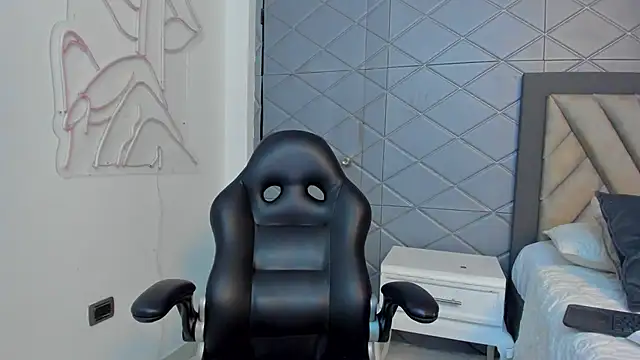 VioletRousee webcam