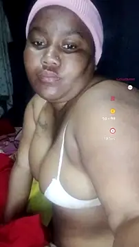 ChubbyMidgetxxx19 webcam