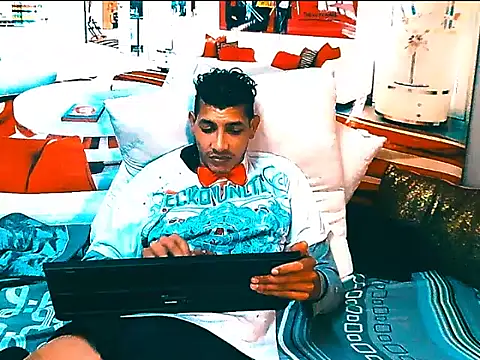 IndianSavageMale webcam