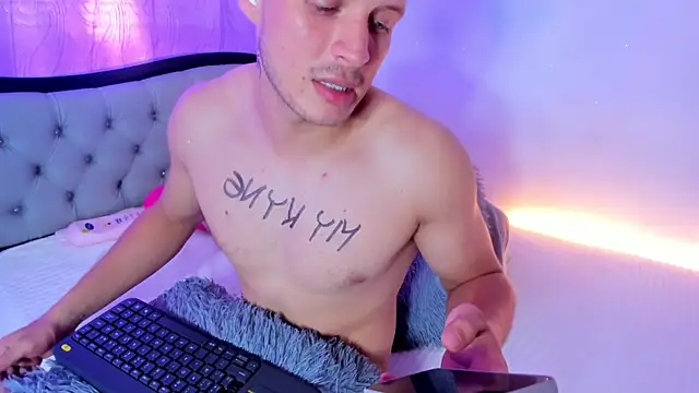 johnycooper08 webcam