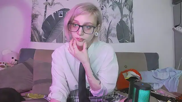 FreyaKatty webcam
