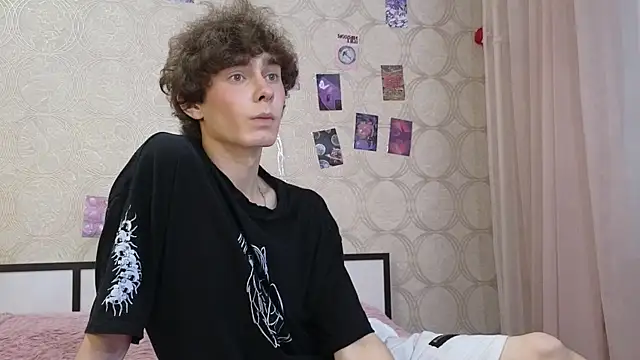 Liam_Winss live cam on StripChat