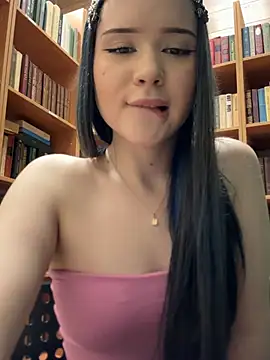 kitty_sixseven webcam