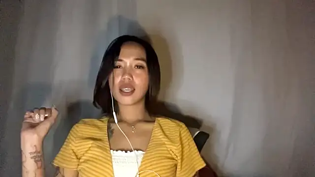 MoraChevez webcam