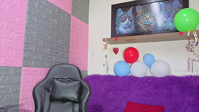 Mia_Nami webcam