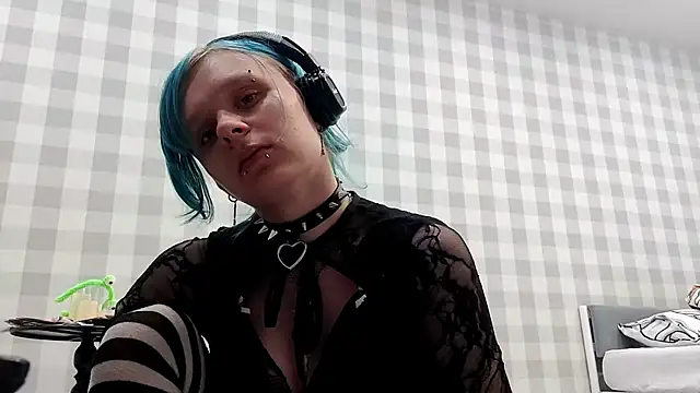 ZolaCoonradt webcam