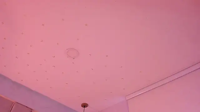 angel_vibes_ webcam