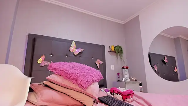 emma_lye webcam