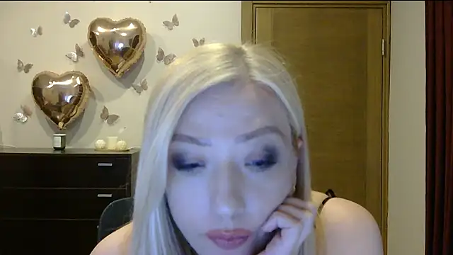 Wild_Silk_Desire webcam