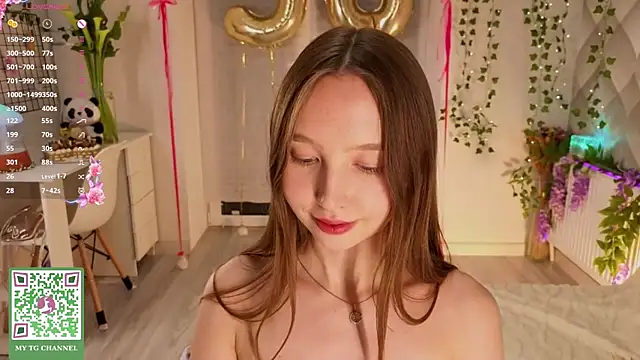 ElfredaTupy webcam